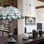 Geraeumiges, Helles Appartement Fuer 7 Personen