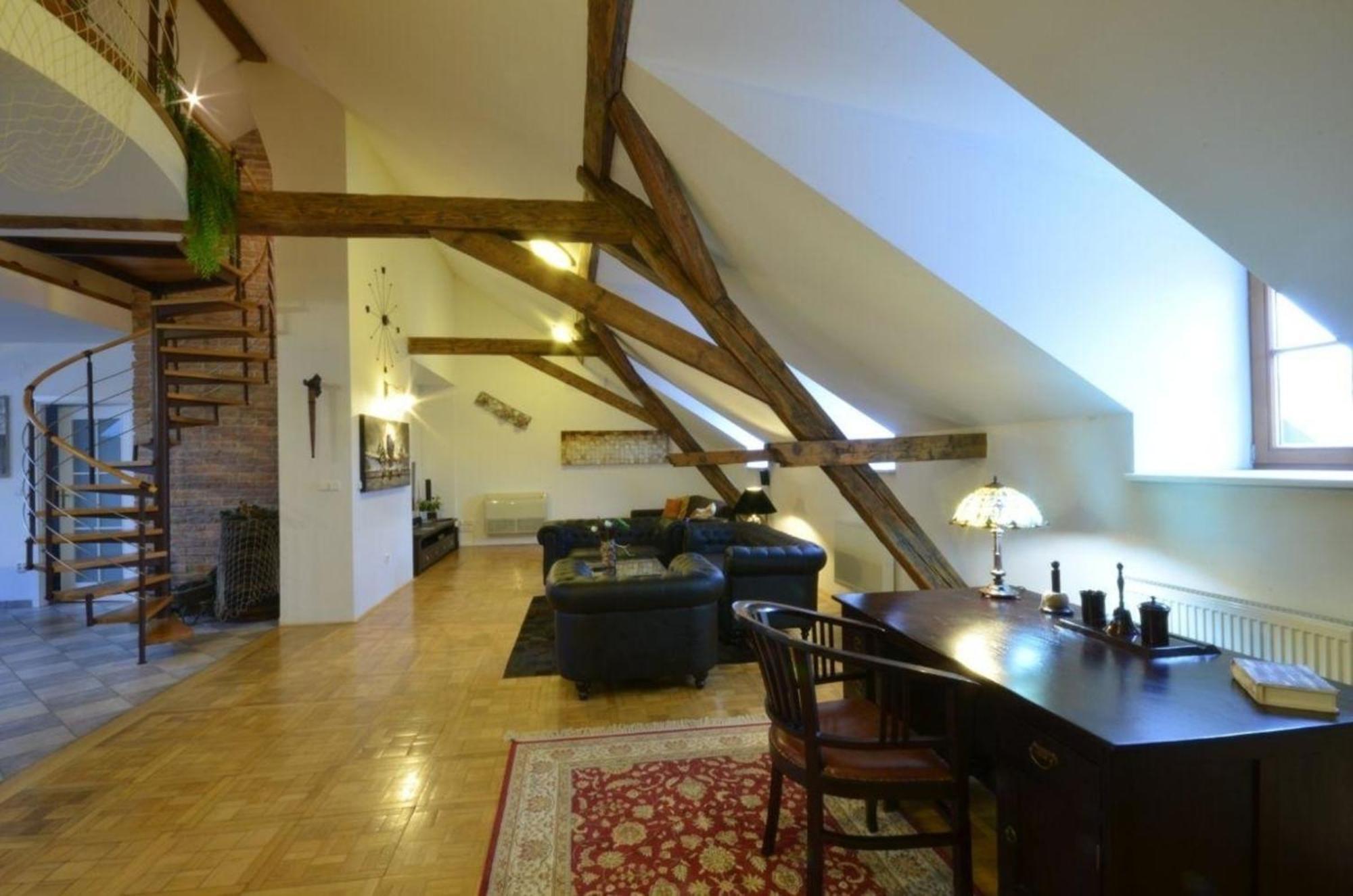 Geraeumiges, Helles Fuer 7 Personen Apartmán *